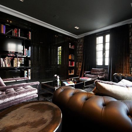 Hotel Odette En Ville Иксел Екстериор снимка