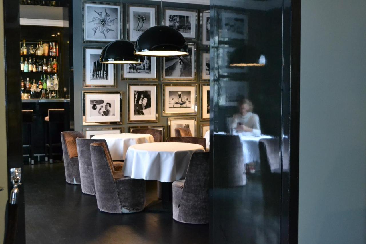 Hotel Odette En Ville Иксел Екстериор снимка